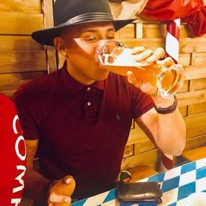 Meet your Posher, Joel